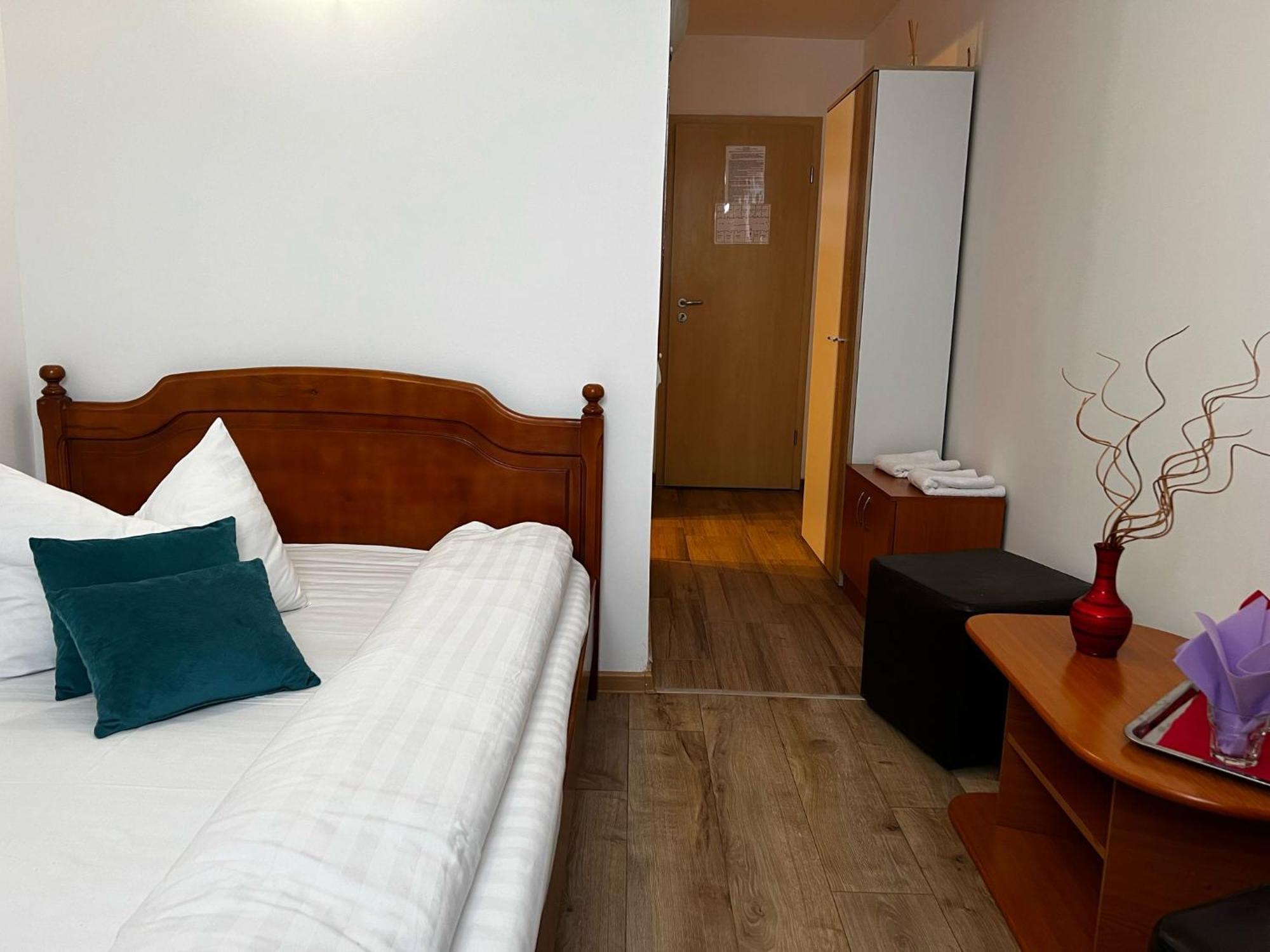 Motel Gela Inoc Exteriör bild